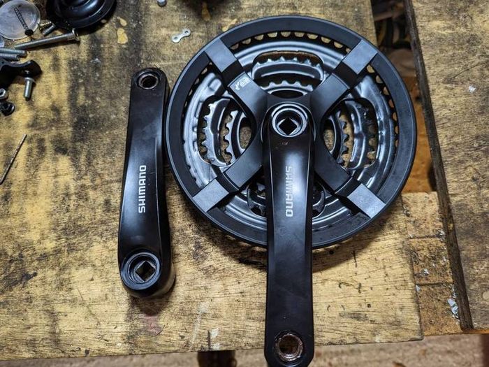 Shimano TY501 MTB Crankset