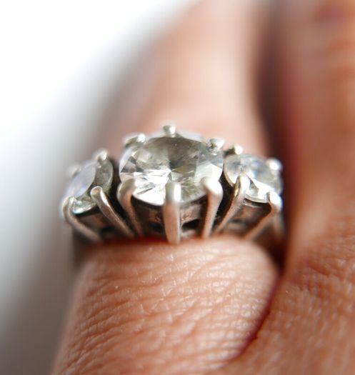 Vintage 925 Sterling Silver Three Stone Ring - size N - 5,2g