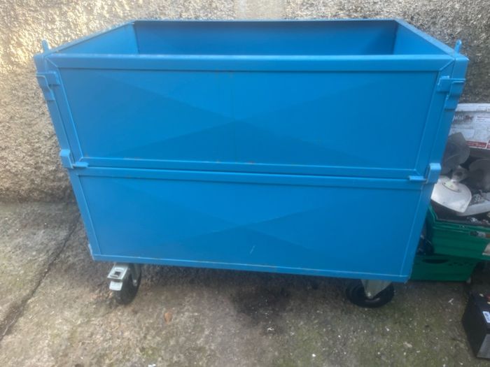 Larger workshop bin