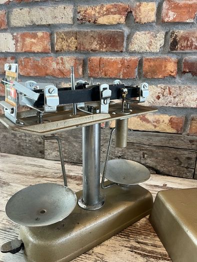 vintage Scales Money Checker
