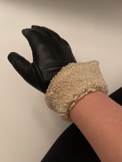 Lady faux fur gloves