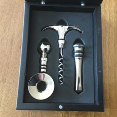Wine Accessories Set