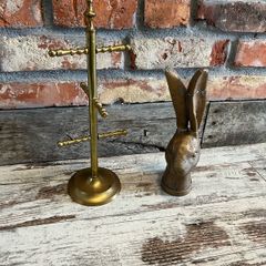 vintage cup stand