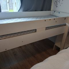Free Child's Cabin Bed
