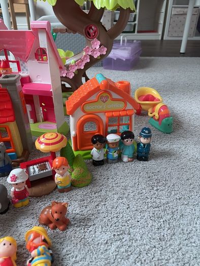 ELC Happyland playset