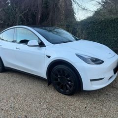 Tesla Model Y Long Range AWD