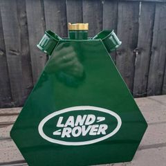 land-rover  oil can