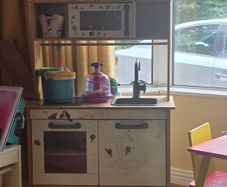 play kitchen