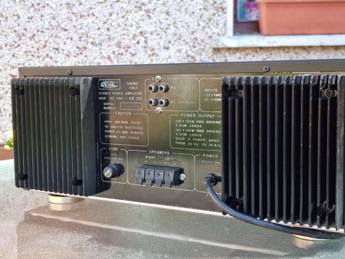 Revac DC-600 power amplifier