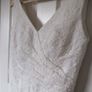 Size M / 12 Ivory Lace Wedding Dress Image 5