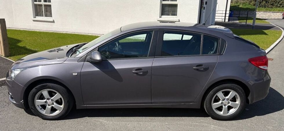 Chevrolet Cruze 2012 Nct & Taxed & Service History