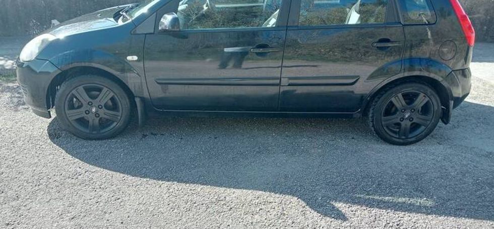 2007 Ford Fiesta LX