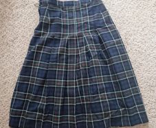 4-Piece girl school uniform