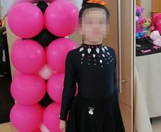 Irish dancing blackout set. Approx 7-8-9 yrs