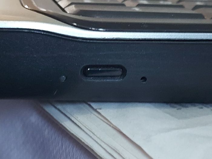 HP G61 15.6 inch Laptop, Model No. G61-110SA, I nte Pentium Dual Core CPU T4300, 2.1GHz, 4GB Ram, 500GB HDD, Windows 7,Explorer,  chrome, Firefox,etc
