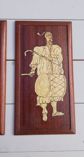 3 vintage handcrafted wooden wall plaques with inlaid wood design middle east or Asian style