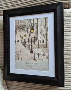 picture frames