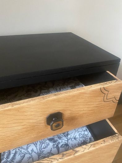 chest of drawers/hall stand