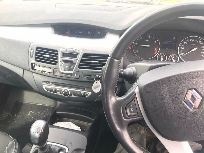 Renault Laguna mk3, Braking