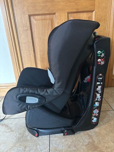 Maxi-Cosi Axiss 90 degree Swivel Car Seat - Group 1 - Galway