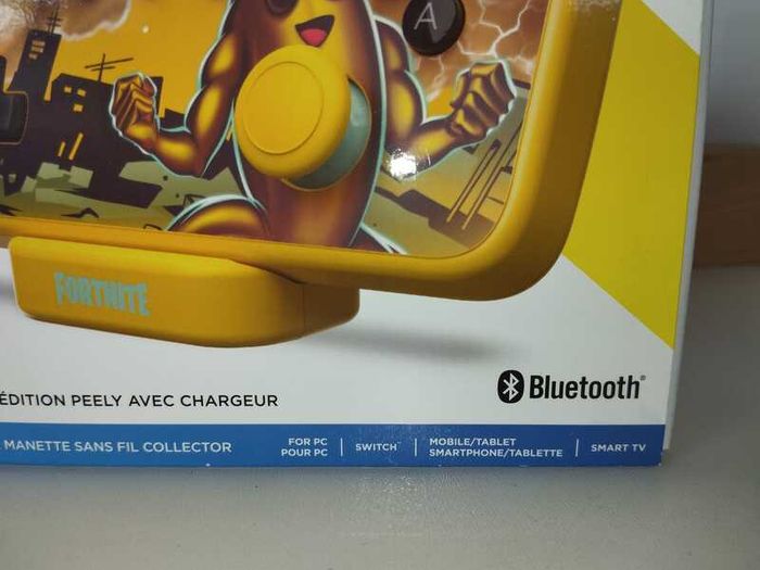 Switch Fortnite Wireless Controller  Charging Dock Brand New