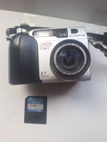 Olympus Camedia C-2000