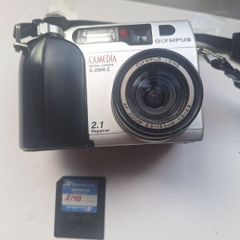 Olympus Camedia C-2000