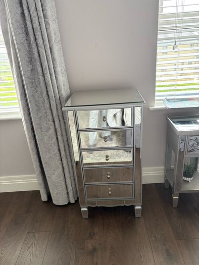 Mirrored 5 drawer unit