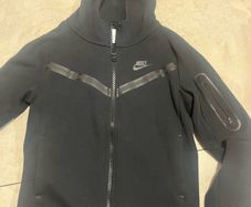 Nike Tech Black Track suit M 137-147cm