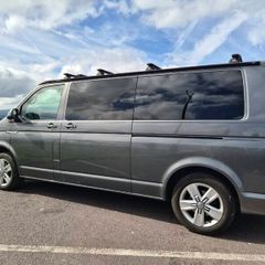 VW Transporter 5seats Automatic 4MOTION Immaculate