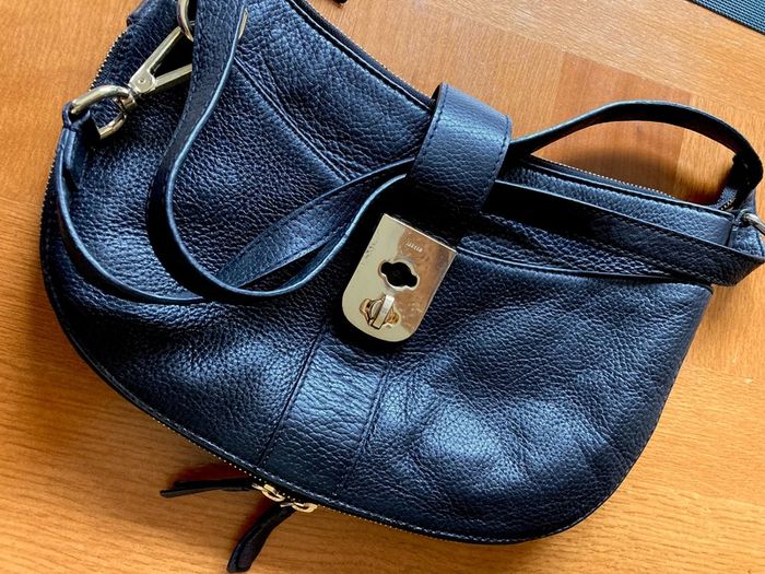 Convertible Jaeger leather bag