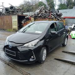 Breaking Toyota Yaris hybrid 2017