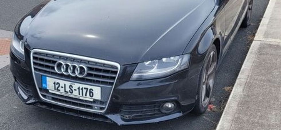 Audi A4 S-Line. 2L TDi Manual.