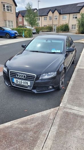 Audi A4 S-Line. 2L TDi Manual.