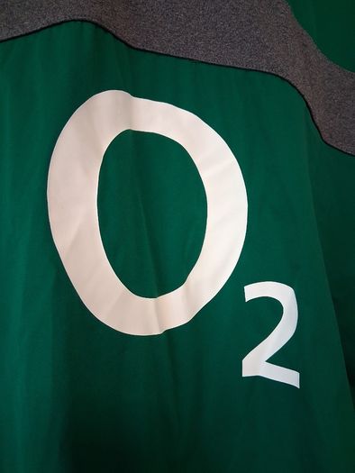 Ireland Rugby Training Top Windcheater. Official Puma Mens Xtra Large. Collect In Dublin Or Receive Via Post.