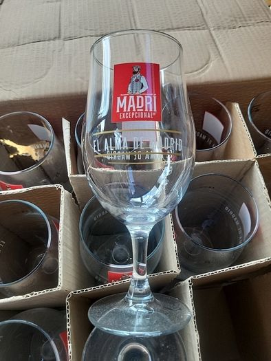 madri pint glasses new plus a madri beer runner