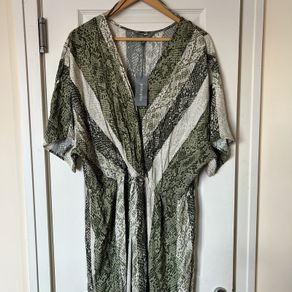 UK20 maxi dress