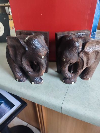 SET OF 2 Large Carved Vintage  Elephant BOOKENDS.