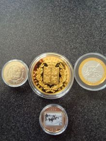 Commerative Coins