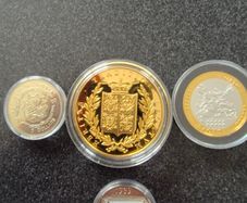Commerative Coins