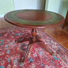 Occasional Table.