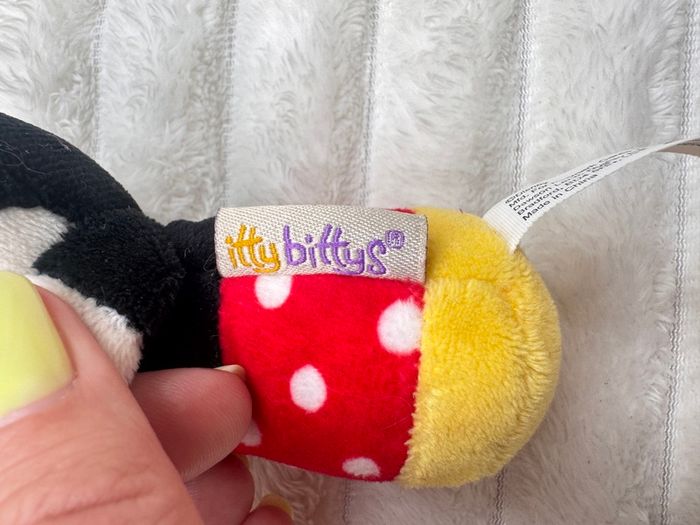 Hallmark Plush Itty Bitty Bittys Disney Minnie Mickey Mouse approx. 4 inch Used Please see photos