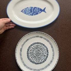 2 large Serving dishes / platters