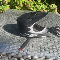 Cycling helmet