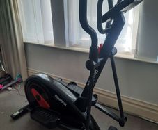 Reebok ONE GX40S Cross Trainer. Excellent Working Condition