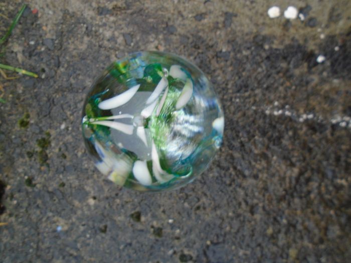 Glass paper weight, Home decor, Paperweight,art glass Coloured glass