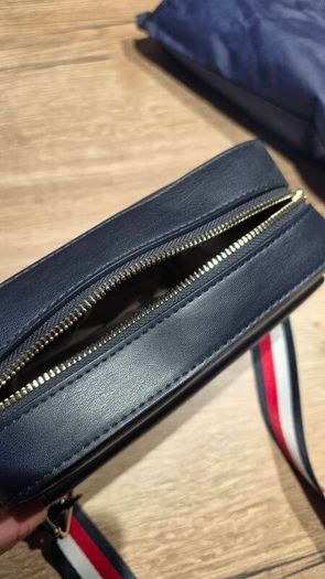 Tommy Hilfiger camera bag