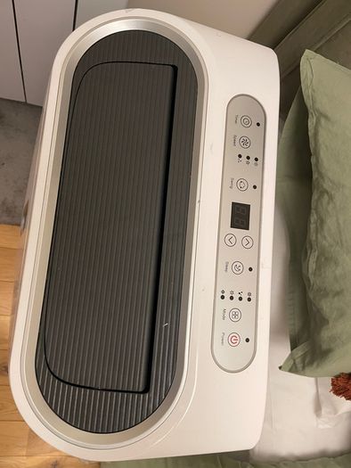 Dehumidifier/ Air Con on Wheels