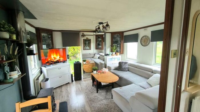 Mobile home 39x12ft  Full winter pack