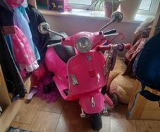 Pink Vespa